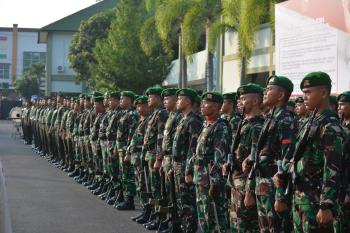 Upacara Bulanan,  Danrem 043 Sampaikan Amanat Panglima TNI 